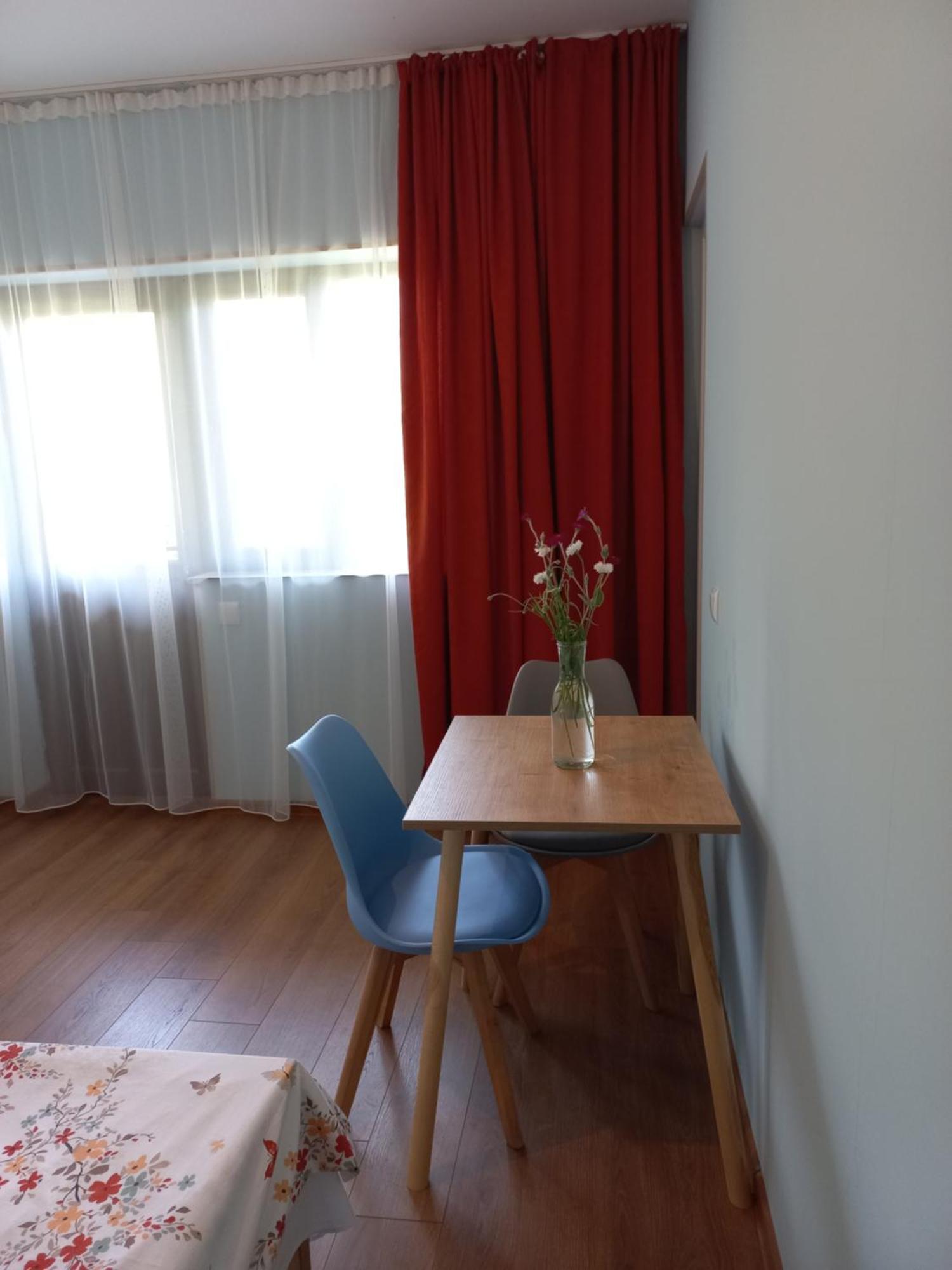 Bee House Hotell Pia Eksteriør bilde